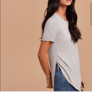 Aritzia WILFRED split-side Capucine Tee